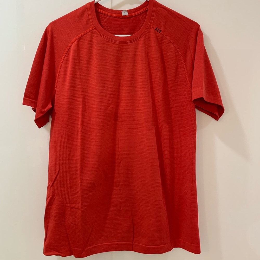 🍋lululemon Tee